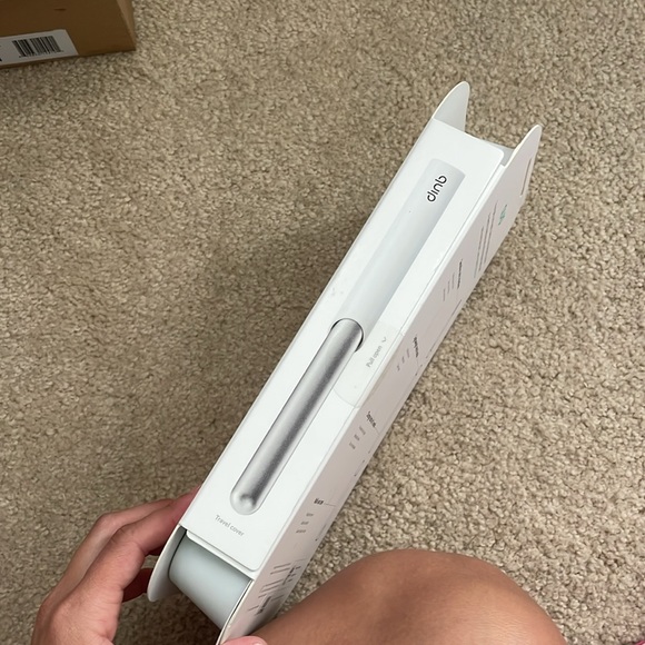 Quip silver electric tooth brush set - Picture 3 of 3